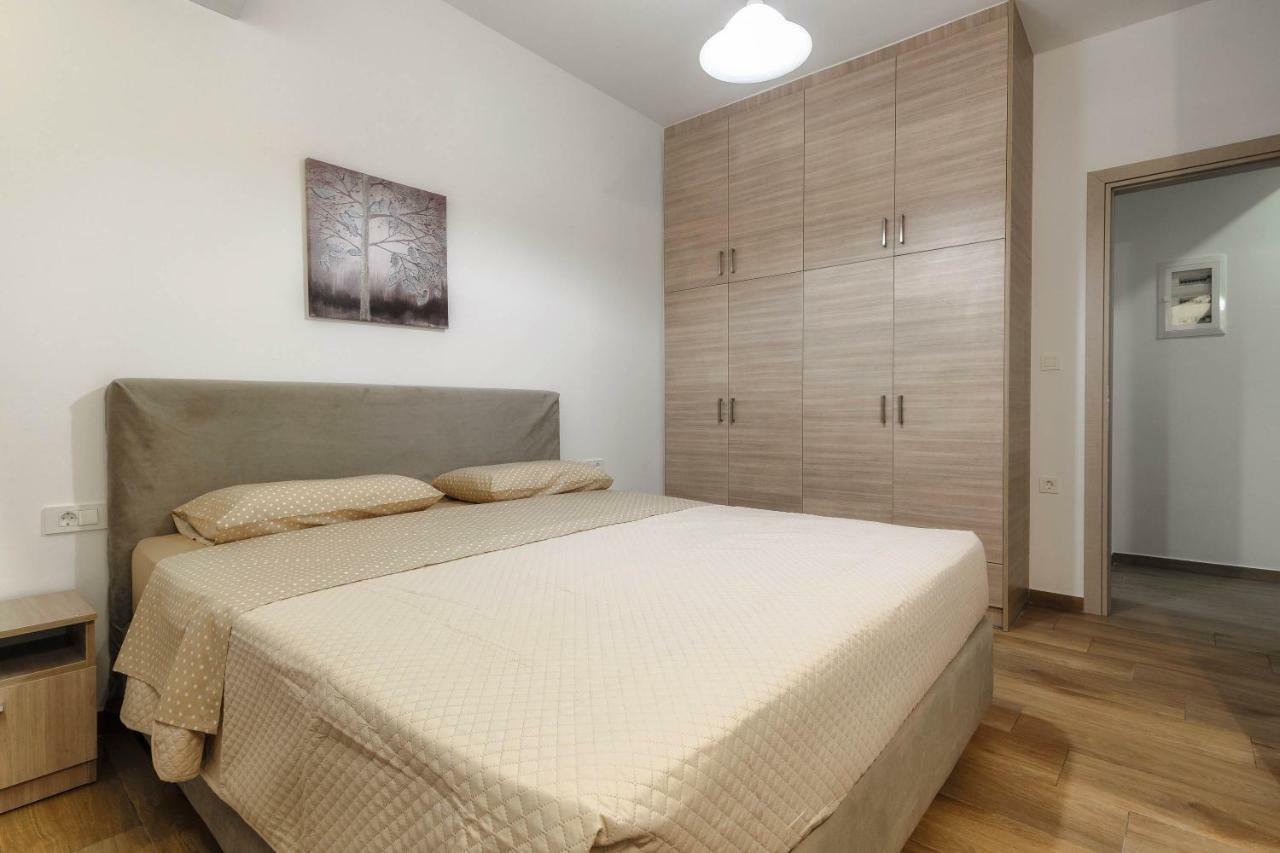 זקינטוס טאון Oresteia Downtown Apartment מראה חיצוני תמונה
