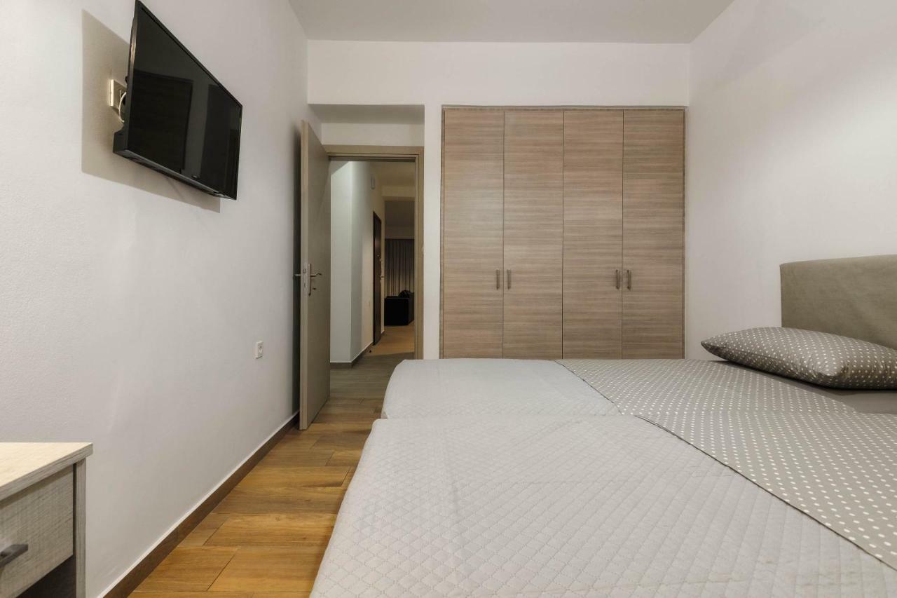 זקינטוס טאון Oresteia Downtown Apartment מראה חיצוני תמונה